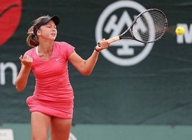 Теннис. ITF Лакхнау. София Шапатава — Анастасия Комардина. Прогноз на матч 13.12.14