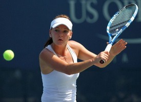 Теннис. WTA Дубай. Агнешка Радваньска — Каролин Гарсиа. Прогноз на матч 17.02.15