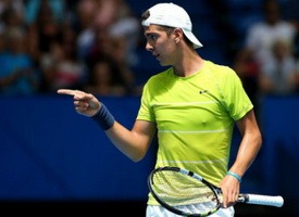 Теннис. Мировой тур ATP. Мастерс 1000. Индиан-Уэллс. Танаси Коккинакис — Бернард Томич. Прогноз на матч 18.03.15