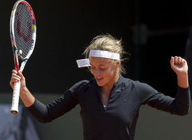 Теннис. WTA. Цинциннати. Агнешка Радваньская — Анна Шмиедлова. Прогноз на матч 18.08.2015