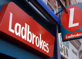 Ladbrokes и William Hill получили ирландскую лицензию, а в Азов-Сити откроют новое казино