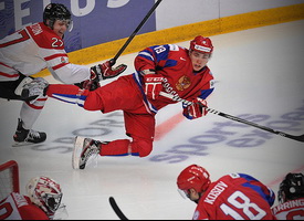 Хоккей. Российская молодежка вновь проиграла WHL в Суперсерии