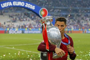 Финал Евро-2016: неожиданные итоги