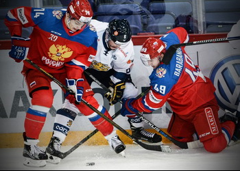 Россия разгромила финнов в первом матче Кубка Карьяла
