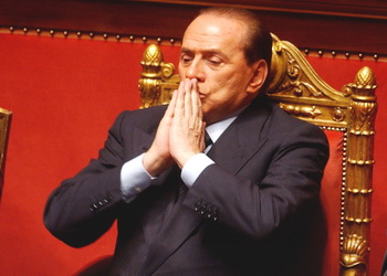 Берлускони попрощался с клубом и болельщиками