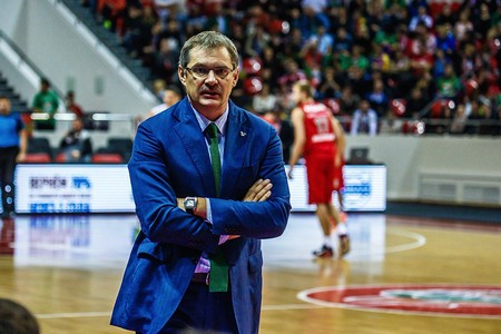 Сергей Базаревич верит, что сборная сыграет успешно – если получит возможность использовать всех сильнейших
