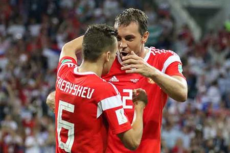 Дзюба и Черышев включены в сборную игроков, совершивших прорыв на чемпионате мира