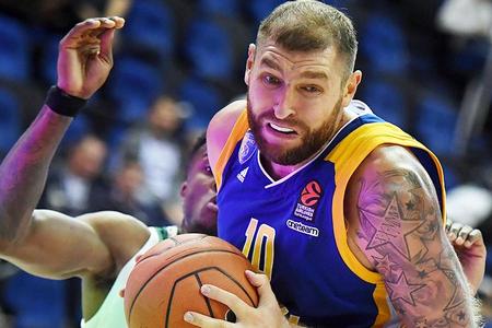 Дмитрий Соколов уходит из Пармы и из баскетбола в целом из-за проблем со здоровьем