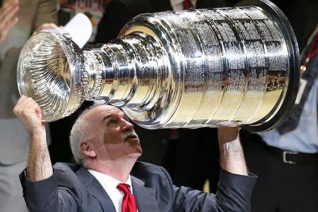 Чикаго уволил самого успешного тренера этого десятилетия в НХЛ