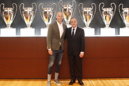 Зинедин Зидан вернулся в Реал, получив от Флорентино Переса гарантии, что будет полностью контролировать команду