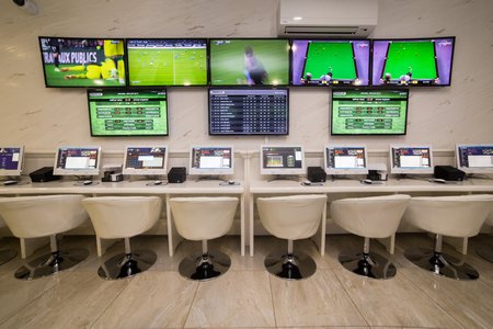 Эксперты скептически оценивают новые законопроекты о азартном бизнесе в Армении