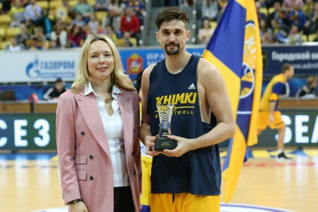Алексей Швед получил звание самого результативного игрока Единой Лиги