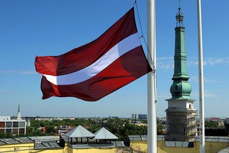 Эксперты отмечают хороший старт чековой лотереи в Латвии