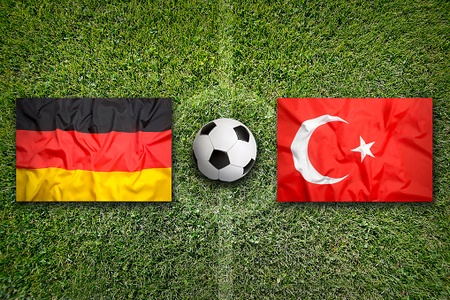 Прогноз на товарищеский футбольный матч Германия – Турция 18 ноября 2023 года от экспертов