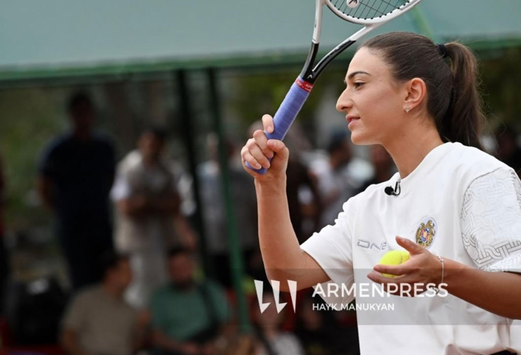 Манейро – Аванесян: испанка снова затянет тотал больше? Прогноз на 1/8 WTA Мерида 27 февраля 2025 года