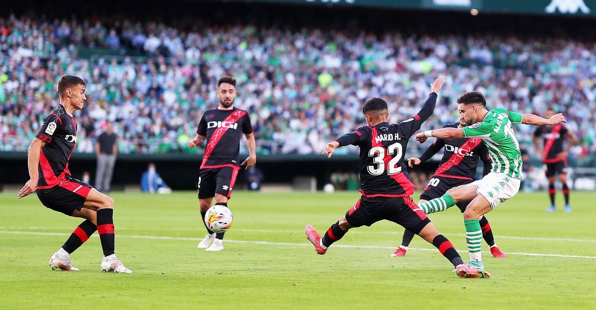 Примера. Райо Вальекано — Бетис. Прогноз на матч 15 декабря 2025 года: верим в гостей