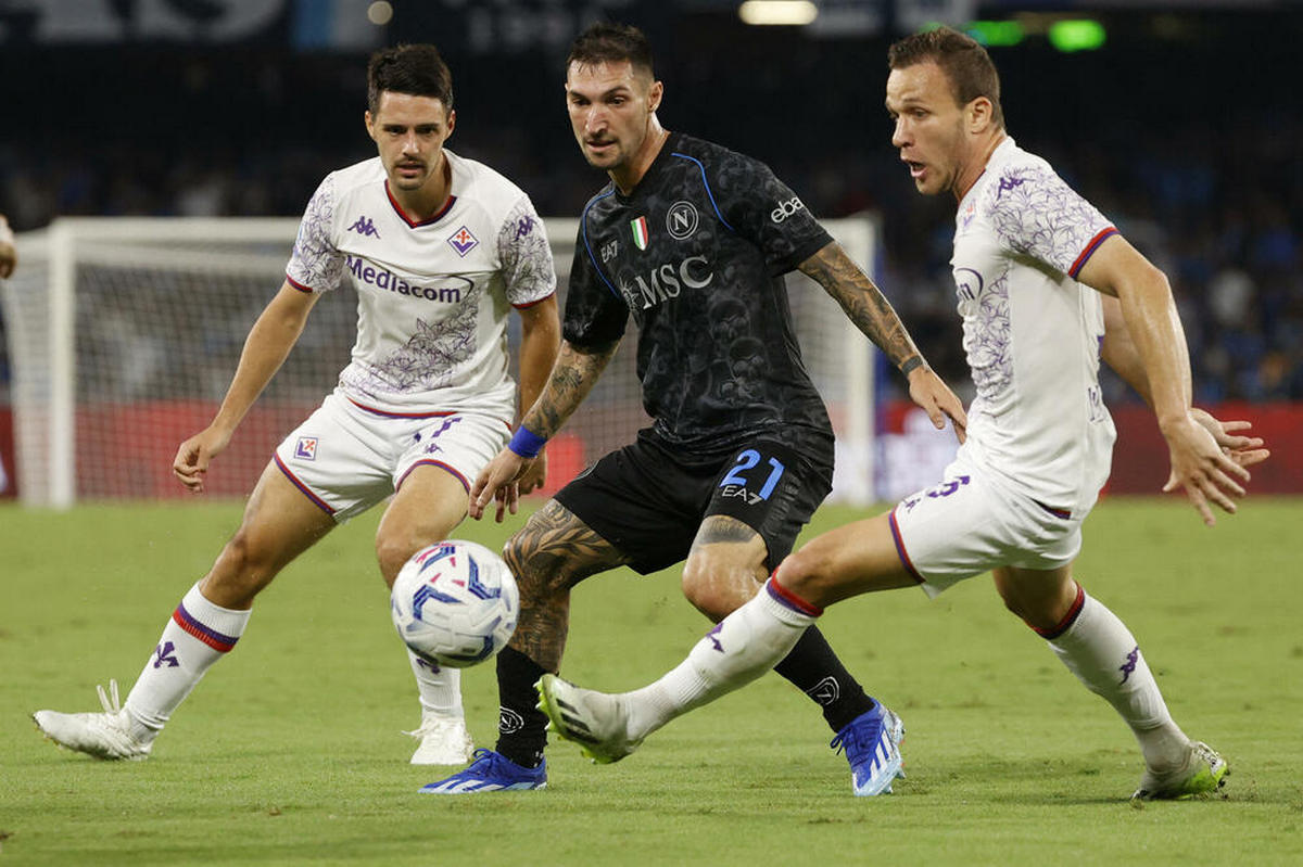 Серия А Италии. Наполи — Фиорентина. Прогноз на центральный матч 31 января 2026 года