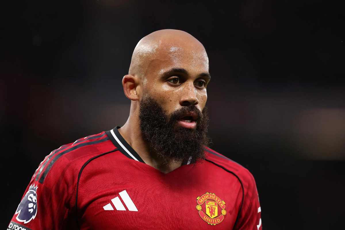 Журналисты назвали трансфер Мбемо лучшим в этом сезоне АПЛ