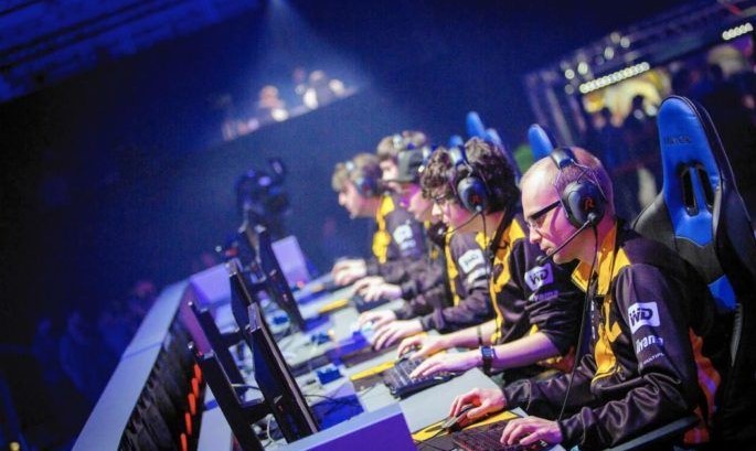 Как новости о заменах в киберспорте влияют на линии букмекеров