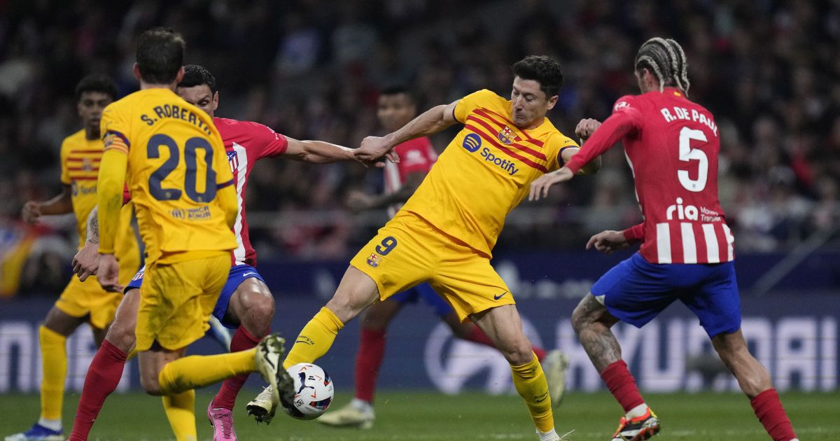 Примера Испании. Атлетико — Барселона. Прогноз на главный матч 4 апреля 2026 года