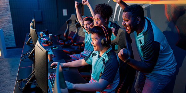 Ставки на киберспорт: отличия от обычного спорта и рабочие подходы