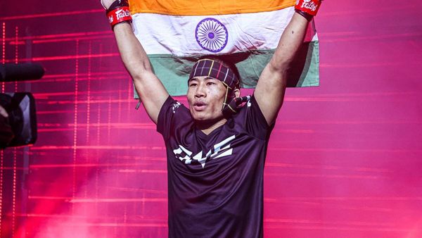 Назарет Лалтхазуалу — Джон Брутас прогноз 5 июня 2026: бой ONE Championship